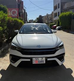 MG 5 Plus